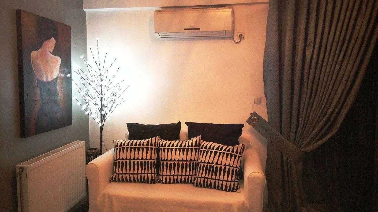 Apartamento Greek Hospitality 2 Atenas Exterior foto