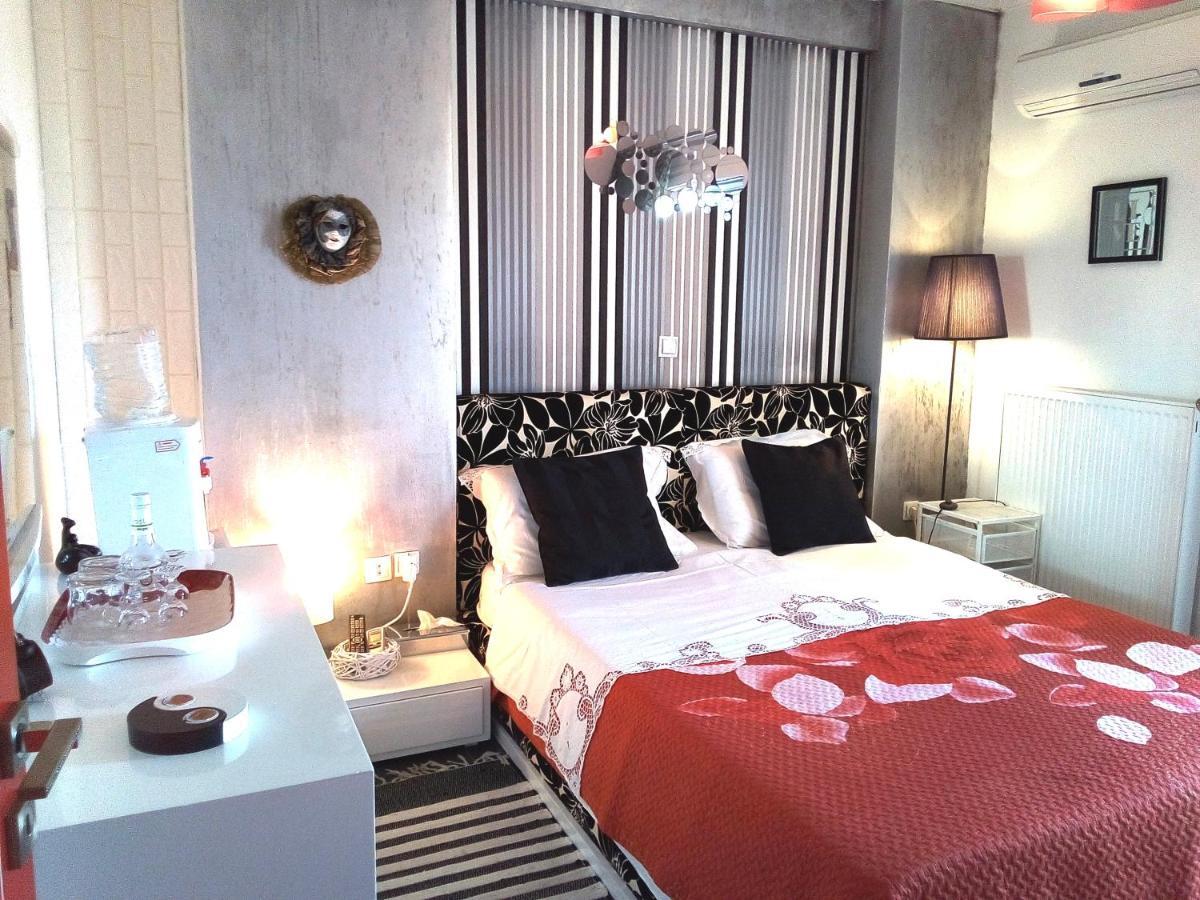 Apartamento Greek Hospitality 2 Atenas Exterior foto